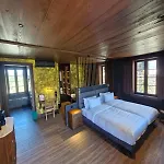 4-5 Star Ecoresort Portobali Jugueiros