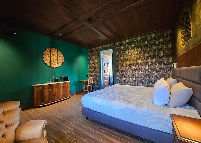 4-5 Star Ecoresort Portobali